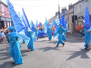 Summer Kicks - Artastic - Derby Festival Parade 2006